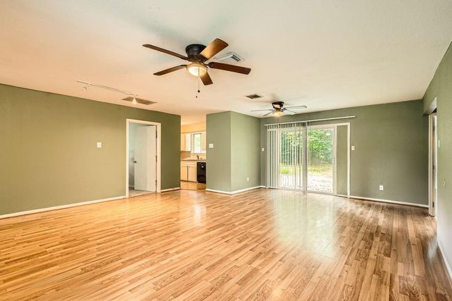 Living Room | Image 4
