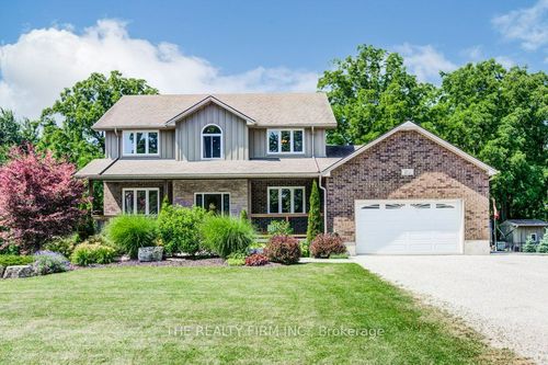 25 Mcmaster Place, Southwest Middlesex, ON, N0A1A0 | Card Image