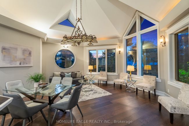 523 Lake Dr E, House other with 4 bedrooms, 3 bathrooms and 5 parking in Willow Beach ON | Image 4
