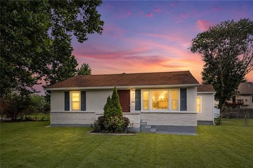 6842 E 139th St, Grandview, MO, 64030-3816 | Card Image