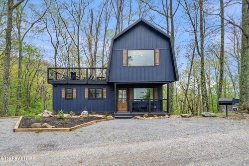 1114 Red Maple Ln, Sevierville, TN, 37876-9215 | Card Image