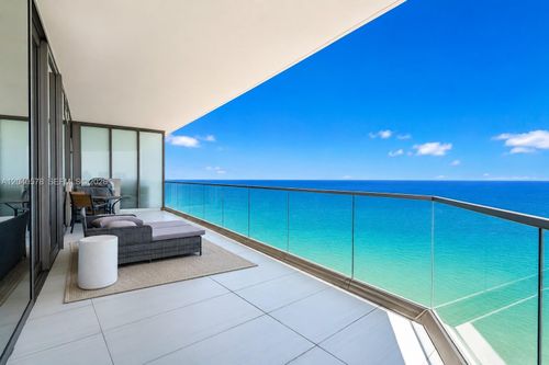 2004-18975 Collins Ave, Sunny Isles Beach, FL, 33160-2300 | Card Image