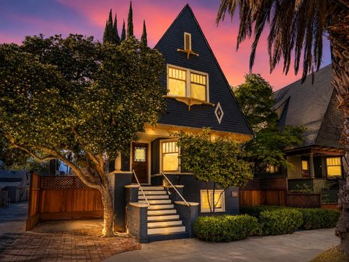 714 18th St, Sacramento, CA, 95811-2115 | Card Image