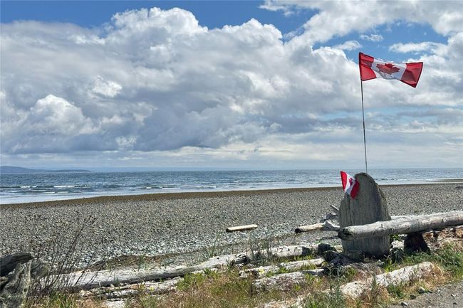 1571 Juan De Fuca Blvd, House other with 5 bedrooms, 3 bathrooms and 4 parking in Parksville BC | Image 54