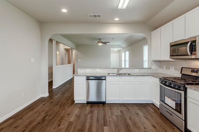 4922 Blue Jacaranda Way, House other with 3 bedrooms, 2 bathrooms and 2 parking in Spring TX | Image 15