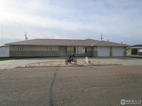 18 S Cedar Cir E, Burlington, CO, 80807 | Card Image