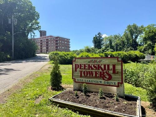 4-0-1 Lakeview Dr, Peekskill, NY, 10566-2232 | Card Image