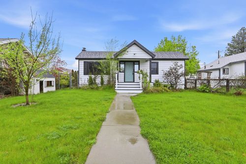 4807 N Howard St, Spokane, WA, 99205-5603 | Card Image