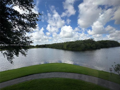 206-2768 Carambola Cir S, Coconut Creek, FL, 33066-2590 | Card Image