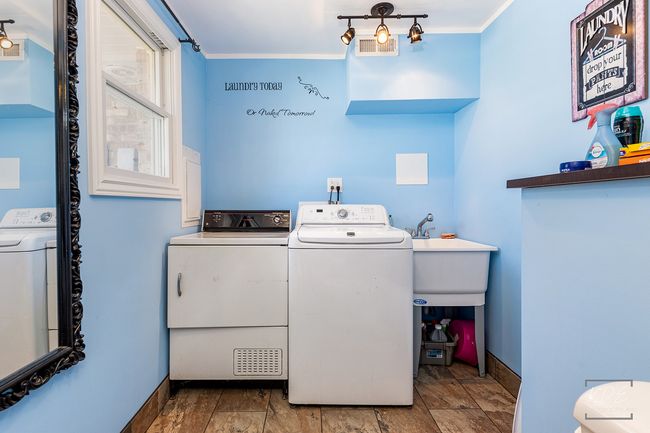 9236 Pembroke Ln, House other with 4 bedrooms, 3 bathrooms and 2 parking in Bridgeview IL | Image 22