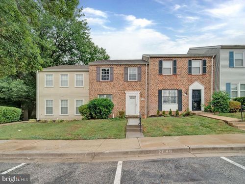 2048 N Anvil Ln, TEMPLE HILLS, MD, 20748-4269 | Card Image