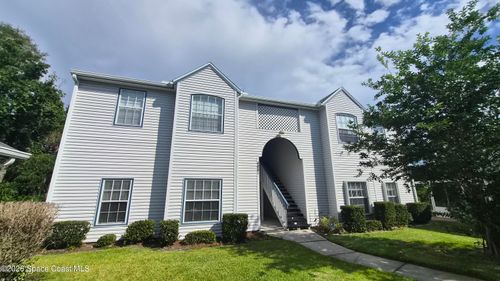 3-208-4881 Lake Waterford Way W, Melbourne, FL, 32901-8877 | Card Image