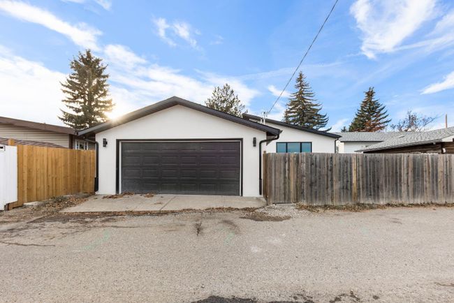 64 Maple Court Crescent Se, Home with 5 bedrooms, 3 bathrooms and 2 parking in Calgary AB | Image 42