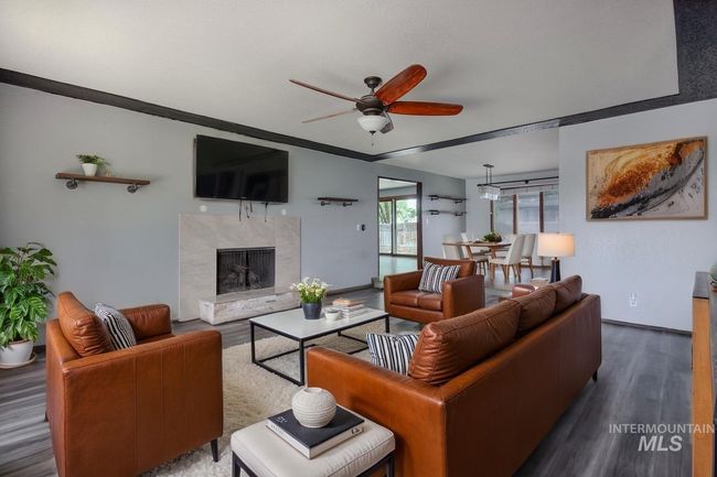 1255 Chukar Cir, House other with 4 bedrooms, 2 bathrooms and 2 parking in Mountain Home ID | Image 5