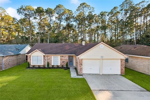 205 Drury Ln, Slidell, LA, 70460-8421 | Card Image