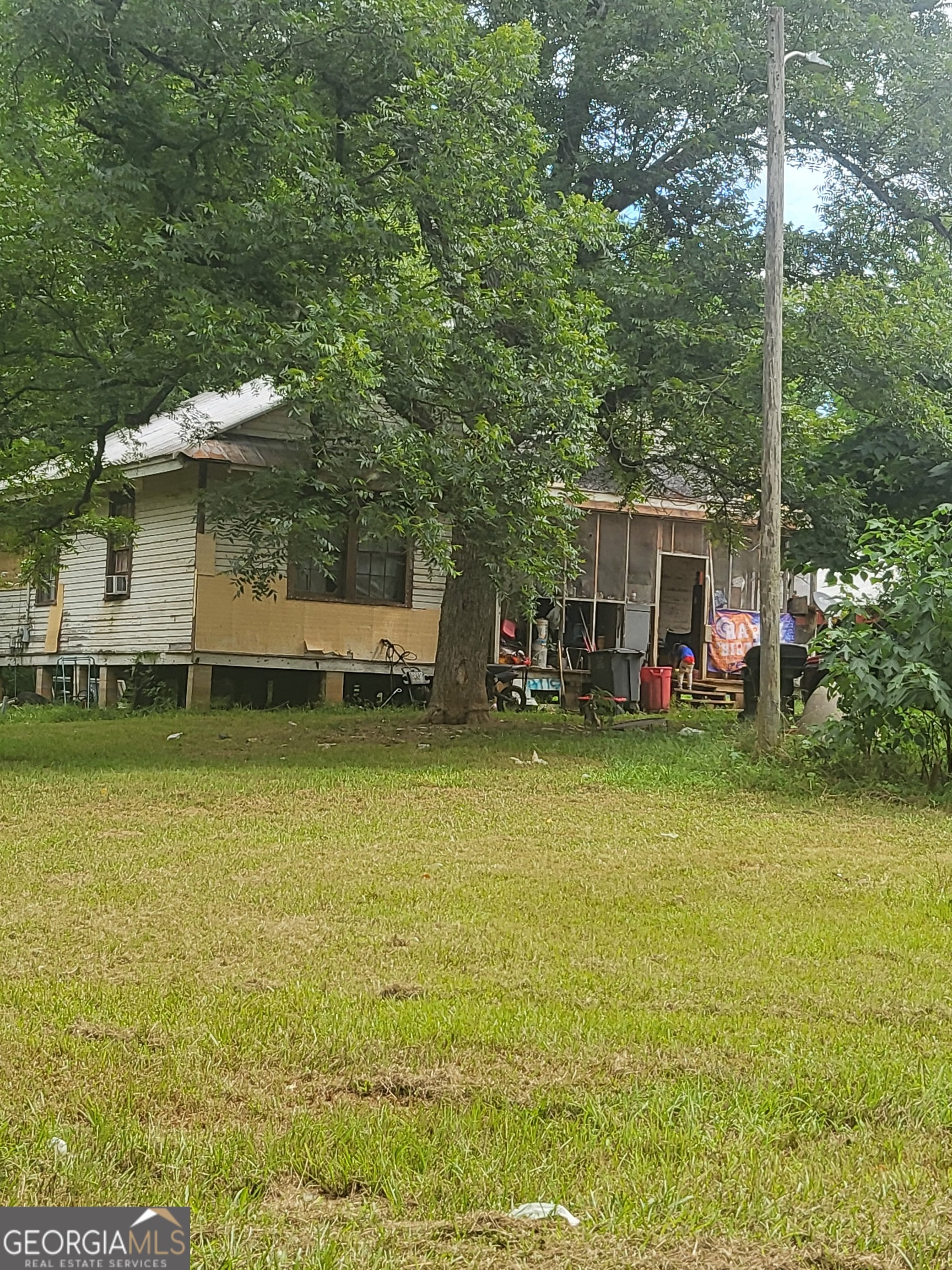 Dani Rd, Barnesville, GA 30204