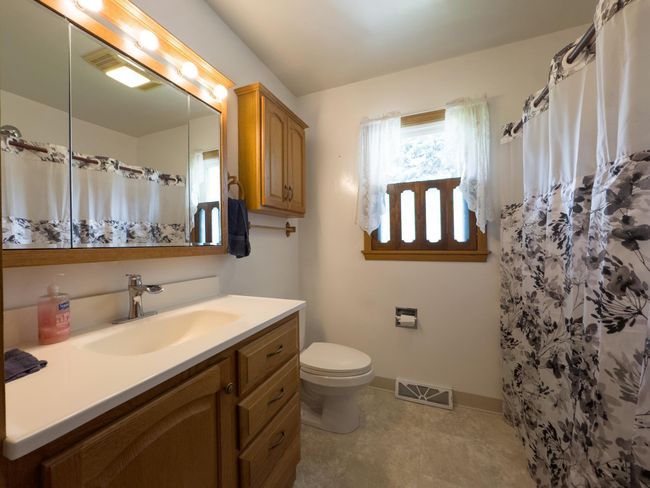 Bathroom | Image 13
