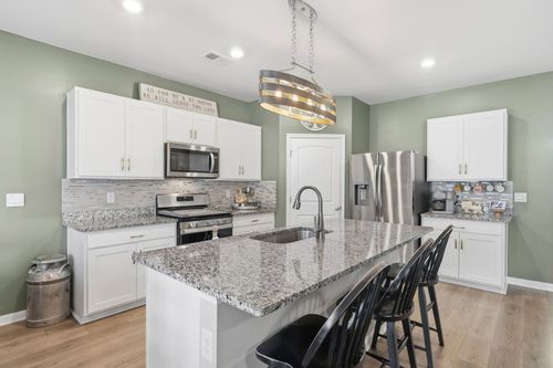 5097 Hunters Village Dr, Lebanon, TN, 37087-2927 | Card Image