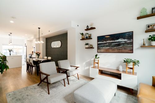 2834 Hope St, Port Moody, BC, V3H0L6 | Card Image