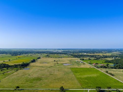 13780 N 3990 Rd, Dewey, OK, 74029-4208 | Card Image