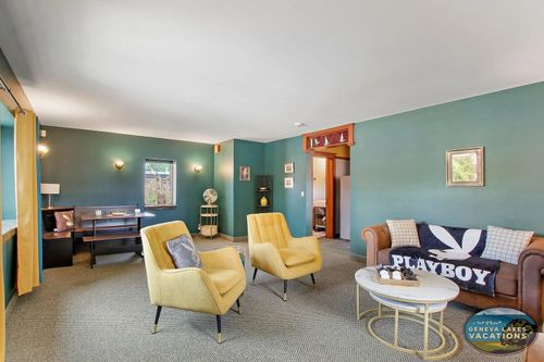 433 Broad St, Lake Geneva, WI, 53147-1813 | Card Image