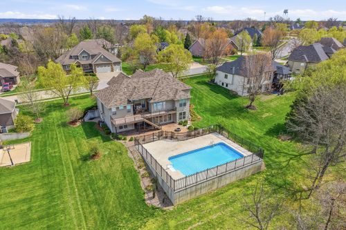 5200 Thornbrook Pky, COLUMBIA, MO, 65203 | Card Image