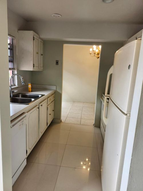 h-17 Golfs Edge, West Palm Beach, FL, 33417-2366 | Card Image