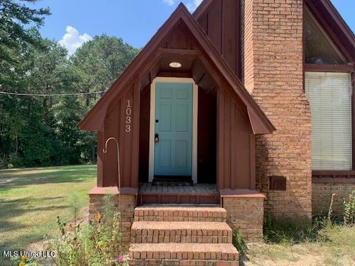 1033 Shannon Ln, Wesson, MS, 39191-8201 | Card Image