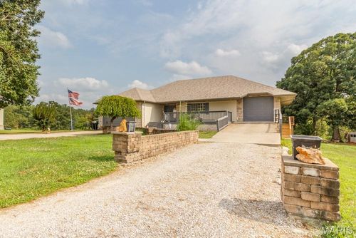 13750 Grouse Ln, Lebanon, MO, 65536-7057 | Card Image