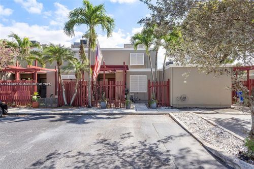 1281-1281 W Fairway Rd, Pembroke Pines, FL, 33026-3062 | Card Image