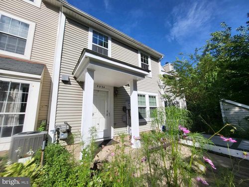 5934 Havener House Way, CENTREVILLE, VA, 20120-3206 | Card Image