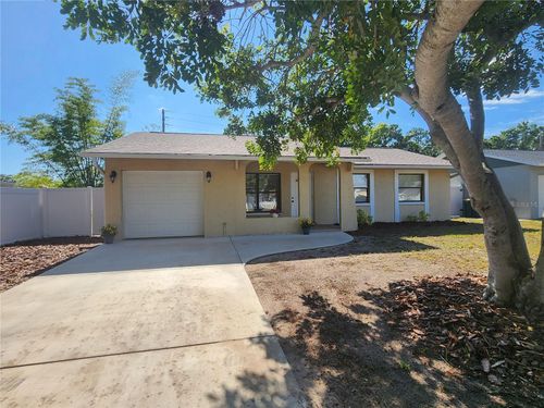 13010 Cumberland Dr, Largo, FL, 33773-1607 | Card Image