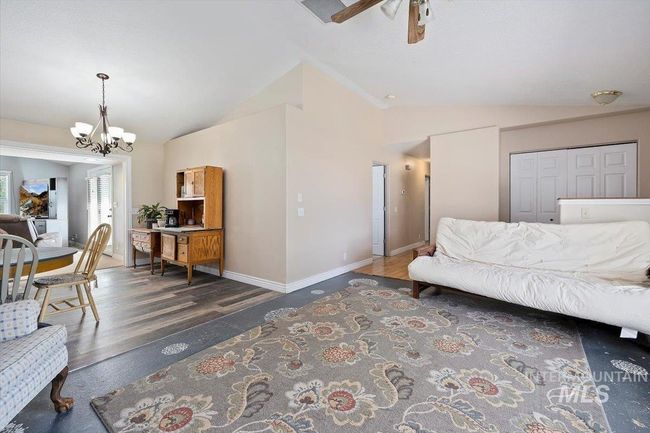 2123 E 3970 N, House other with 4 bedrooms, 3 bathrooms and 2 parking in Filer ID | Image 6