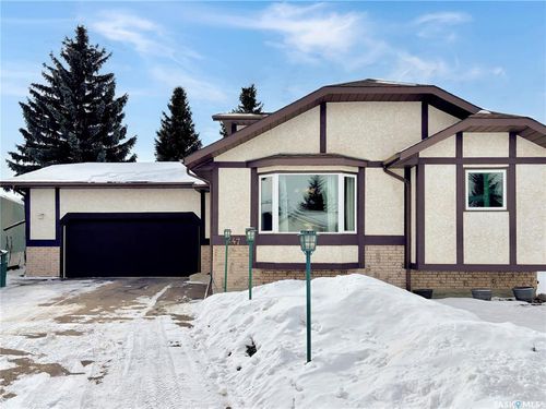 247 Stacey Cres, Saskatoon, SK, S7L7A9 | Card Image