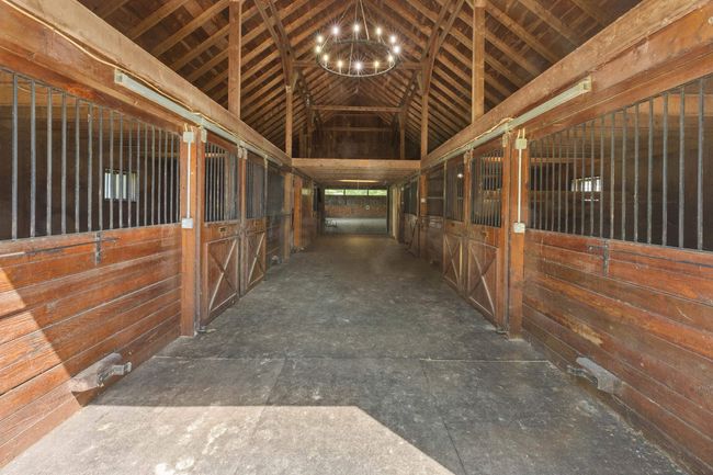 44 N Shore Rd, House other with 3 bedrooms, 3 bathrooms and null parking in Derry NH | Image 27