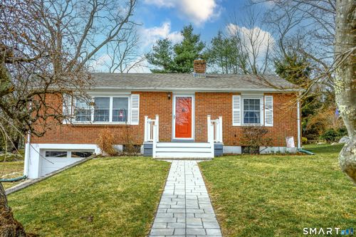 9 2nd Ave, Old Saybrook, CT, 06475-1418 | Card Image