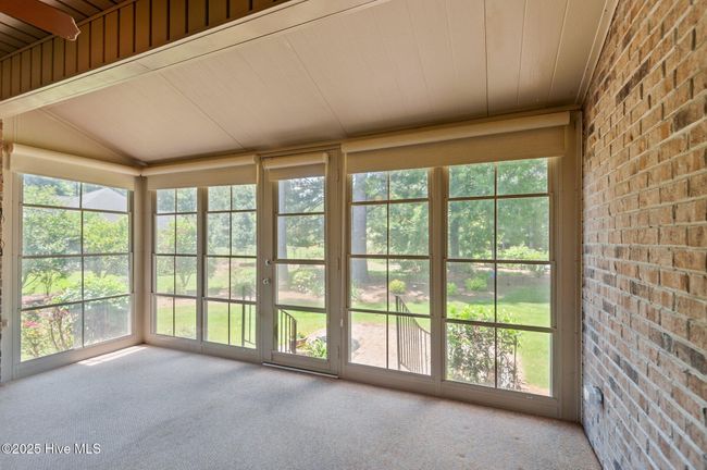 Sunroom | Image 25