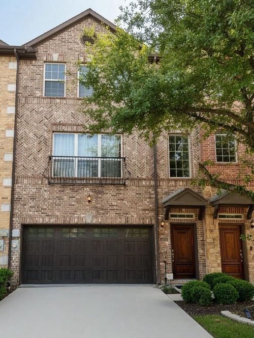 1450 Biltmore Ln, Irving, TX, 75063-3423 | Card Image