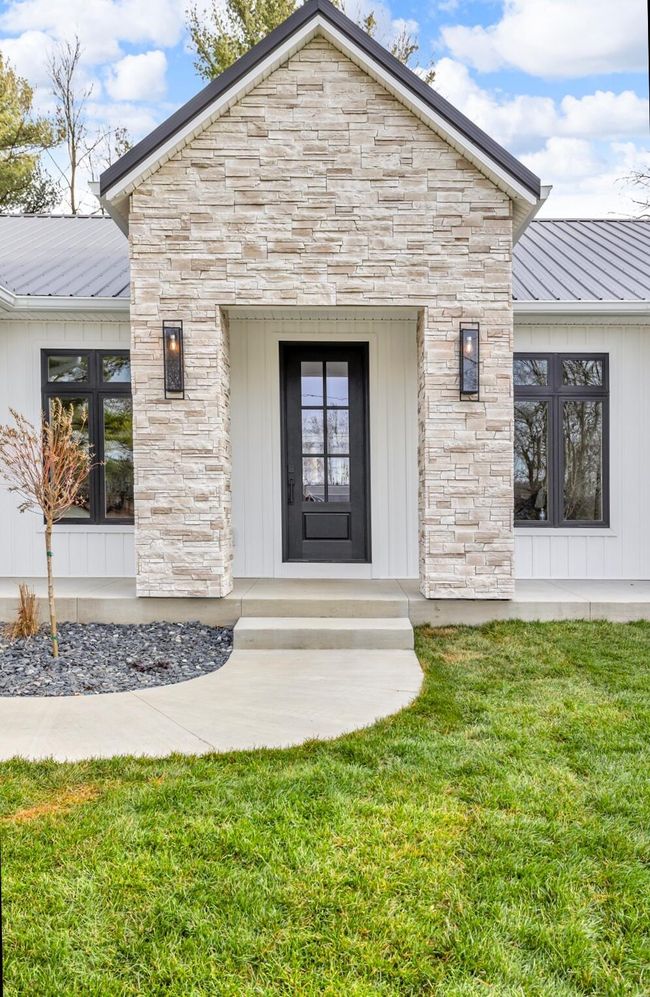 235 Steves Scenic Dr, House other with 3 bedrooms, 3 bathrooms and null parking in Horton MI | Image 5