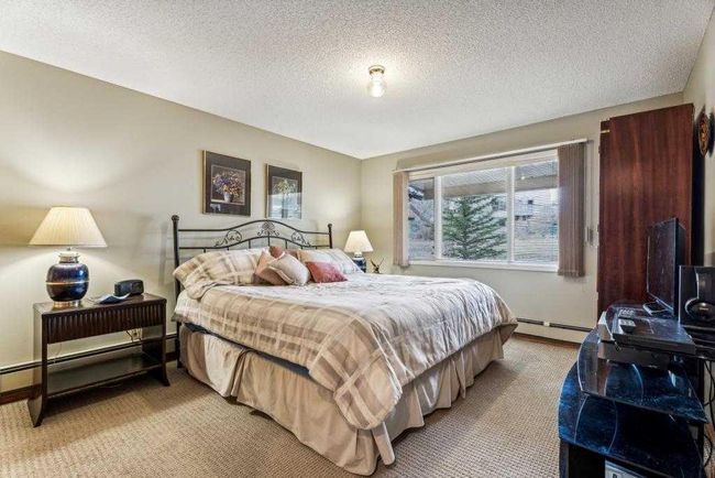 89 Shawnee Rise Sw, Home with 3 bedrooms, 3 bathrooms and 4 parking in Calgary AB | Image 27