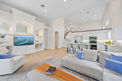 8405 Legend Club Dr, West Palm Beach, FL, 33412-1530 | Card Image