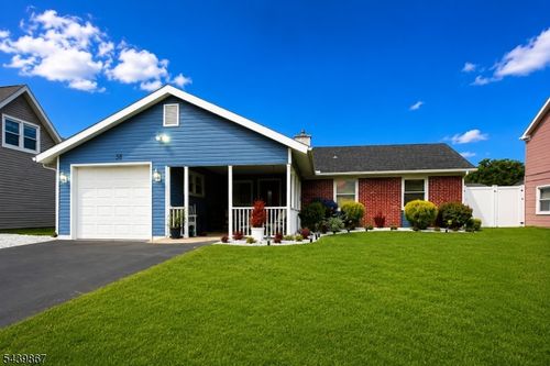 58 Balfour Ln, Willingboro, NJ, 08046-1107 | Card Image