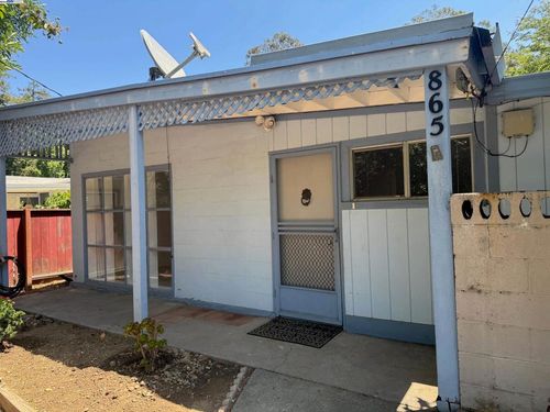 865 Old Canyon Rd, Fremont, CA, 94536-1730 | Card Image