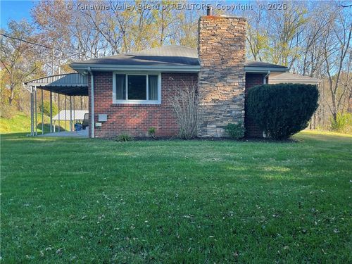 9097 Point Pleasant Rd, Millwood, WV, 25262-9805 | Card Image