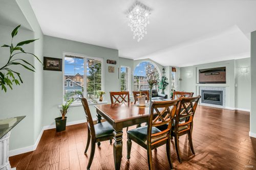 2288 Irvine Ave, Port Coquitlam, BC, V3C3H2 | Card Image