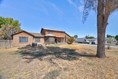 472 Bonelli Avenue, House other with 5 bedrooms, 2 bathrooms and null parking in Overton NV | Image 3