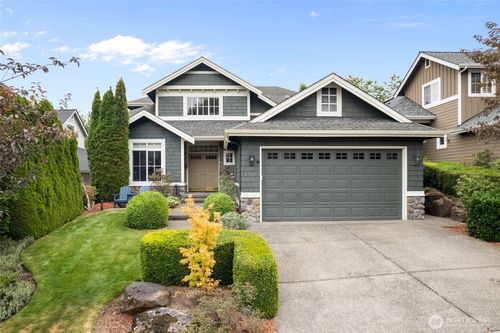2660 230th Ave Se, Sammamish, WA, 98075-6012 | Card Image