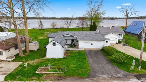 110 Ems C19 Ln, Warsaw, IN, 46582-9100 | Card Image