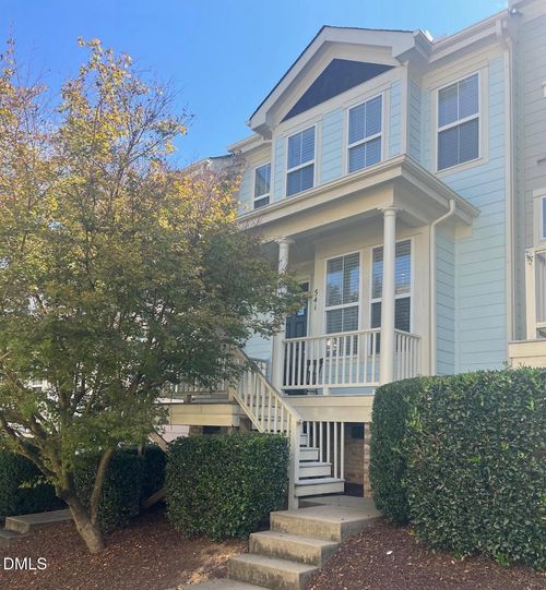 541 Village Loop Dr, Apex, NC, 27502-8073 | Card Image