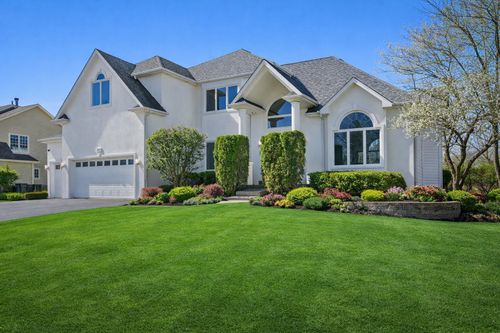 841 Black Walnut Dr, Sugar Grove, IL, 60554-9277 | Card Image